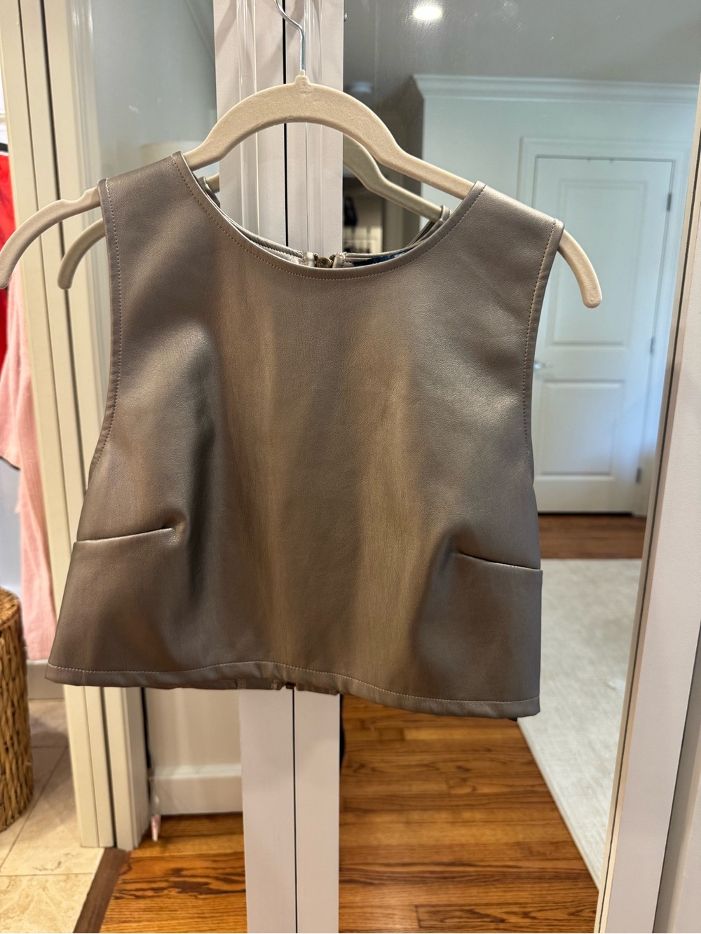 Kirious Metallic Silver Faux Leather Crop Top NWT Size Large
